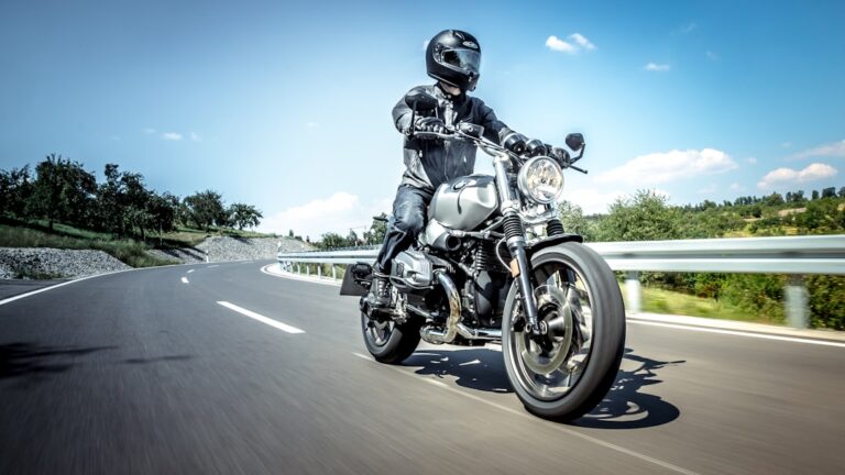 Common Cornering Mistakes New Riders Make